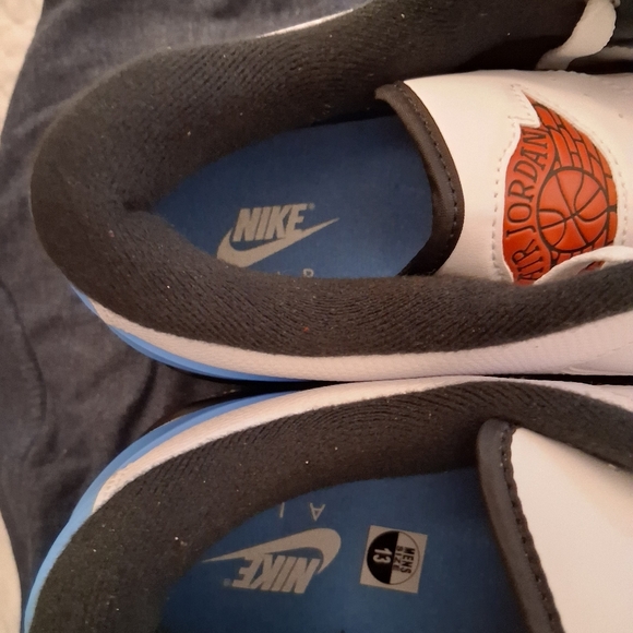 Jordan's 2/3 UNC to Chicago NWOB Size 13 FD0383-104 - Picture 8 of 9